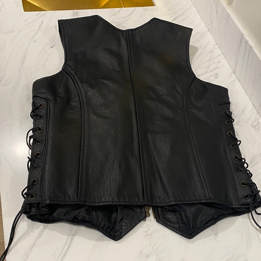 Xelement Advanced Motorcycle Gear womens mistress black leather vest
Size XL - Picture 8 of 8